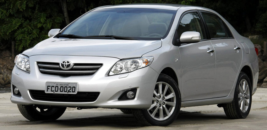 Toyota-Corolla-Altis-2011-Brasil