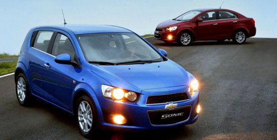 Chevrolet+Sonic+hatch+sedã+sedan+LT+LTZ+dianteira