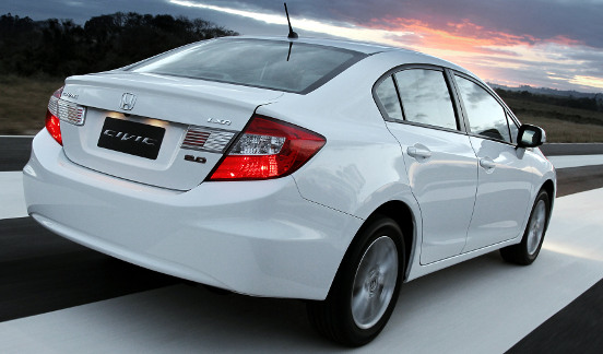 Será que o Honda Civic voltou de vez para a liderança do segmento de sedãs médios no Brasil?