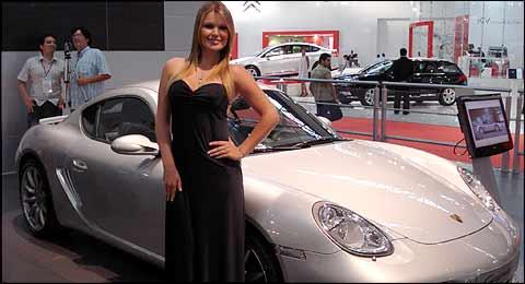 As modelos do Salão do Automóvel