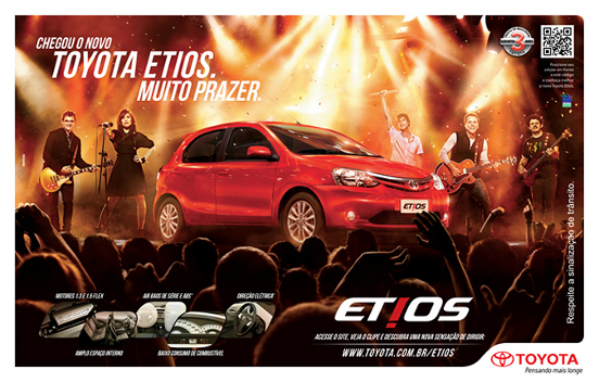 Astros aparecem demais e painel quase desaparece nas campanhas de TV do novo Toyota Etios?