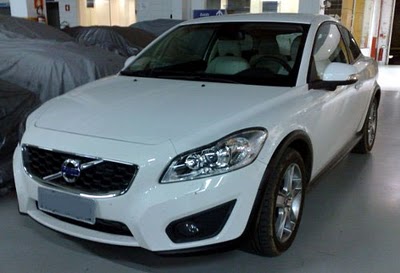Volvo C30 T5: um avião pregado no chão