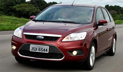 Ford Focus flex vai vender melhor, mas não chega à ponta