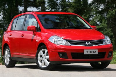 Nissan Tiida: Mudando quase sem mudar