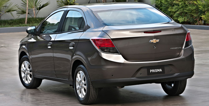 Chevrolet Prisma LTZ 2013 Brasil sedã traseira