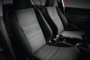 Honda-City-Sport-2014-Brasil-interior-banco-tecidos-exclusivos