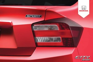 Honda-City-Sport-2014-Brasil-lanterna-traseira-escurecida