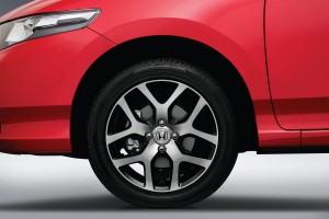 Honda-City-Sport-2014-Brasil-rodas-liga-leve-16-polegadas