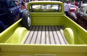 Chevrolet-C10-1973-picape-cacamba