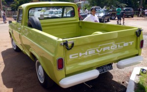 Chevrolet-C10-1973-picape-traseira