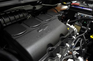 Chevrolet-Cobalt-1.8-LT-LTZ-Brasil-motor-Econo.flex