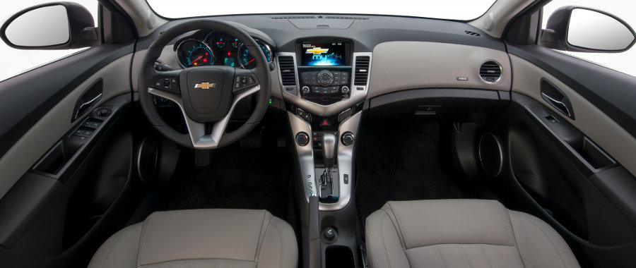 Chevrolet/Divulgação Chevrolet-Cruze-Sport6-LT-LTZ-2014-Brasil-flex-interior-painel-MyLink