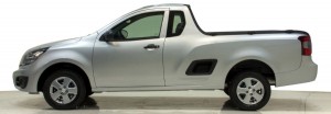 Chevrolet-Montana-LS-2014-Brasil-picape-lateral