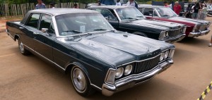 Ford-Landau-1980-dianteira