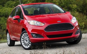 Ford-New-Fiesta-Sedan-2014-SE-Titanium-Brasil-dianteira-Powershift