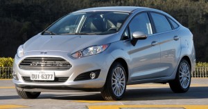 Ford-New-Fiesta-Sedan-2014-SE-Titanium-Brasil-dianteira-visual