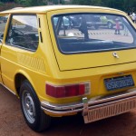 Volkswagen-Brasilia-amarela-1975-traseira