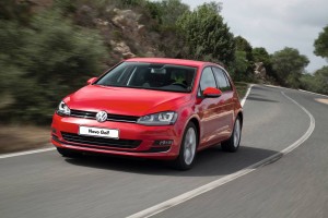 Volkswagen-Golf-2014-Highline-Brasil-TSI-turbo-VII-01