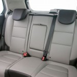 2014-Chevrolet-Tracker-GM-Brazil-banco-traseiro