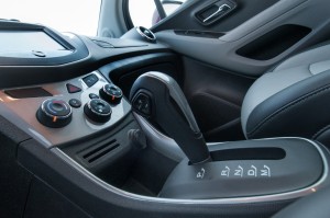 2014-Chevrolet-Tracker-GM-Brazil-cambio-automatico