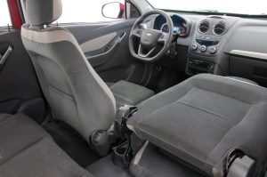 Chevrolet-Agile-LTZ-2014-Brasil-Easytronic-flex-interior-banco-dianteiro