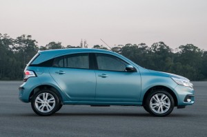 Chevrolet-Agile-LTZ-2014-Brasil-Easytronic-flex-visual-lateral