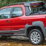 Fiat-Strada-Adventure-2014-picape-flex-Cabine-Dupla-3-portas-Brasil-lateral-traseira