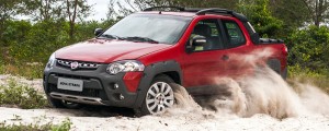 Fiat-Strada-Adventure-2014-picape-flex-Cabine-Dupla-3-portas-Brasil-visual
