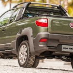 Fiat-Strada-Adventure-2014-picape-flex-Cabine-Dupla-3-portas-traseira