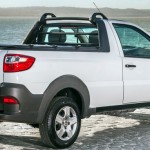 Fiat-Strada-Working-2014-picape-flex-Cabine-Simples-traseira