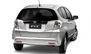 Honda-Fit-CX-2014-Brasil-flex-traseira-lanternas-escurecidas