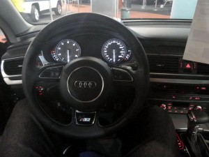 Audi-Bienal-Automovel-2013-Belo-Horizonte-S7-painel