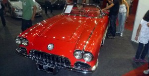 Chevrolet-Corvette-1964