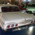 Chevrolet-Impala-SS-1964-traseira