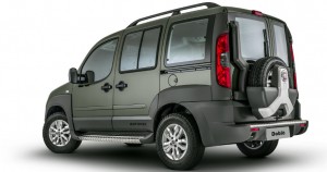 Fiat-Doblo-2014-Adventure-visual-traseira