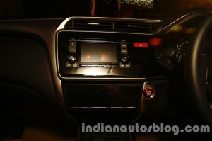 New-Honda-City-central-console