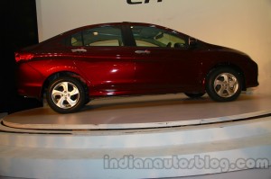 New-Honda-City-side-view-right