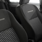Toyota-Etios-Cross-hatch-2014-Brasil-interior-acabamento