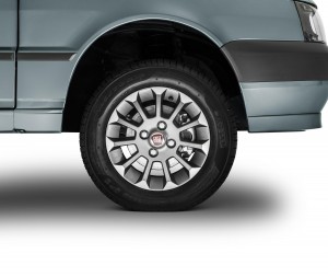 Fiat-Grazie-Mille-Uno-2013-Brasil-04