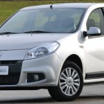 Renault-Sandero-Privilege-2014-automatico