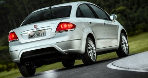 Fiat-Liena-Absolute-2015-Brasil