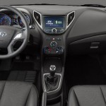 Hyundai-HB20-2014-Copa-do-Mundo-Fifa-Brasil-interior-painel