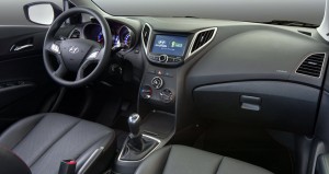 Hyundai-HB20-2014-Copa-do-Mundo-Fifa-Brasil-interior-painel-blueMediaTV