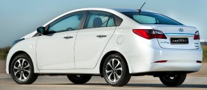 Hyundai-HB20S-2014-Copa-do-Mundo-Fifa-Brasil-traseira