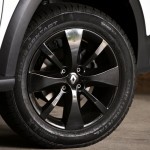 Renault-Sandero-Stepway-Tweed-serie-especial-2014-Brasil-branco-roda-preta