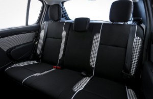 Renault-Sandero-Stepway-Tweed-serie-especial-2014-Brasil-interior-banco