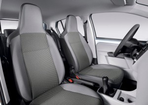 Volkswagen-up-2015-Brasil-interior-bancos