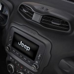 Jeep_Renegade-Latitude_02