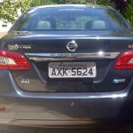 Nissan-Sentra-SL-2014-CVT-traseira-detalhe