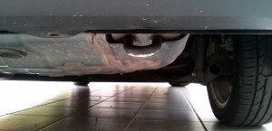 Nissan-Sentra-SL-2014-CVT-traseira-raspar